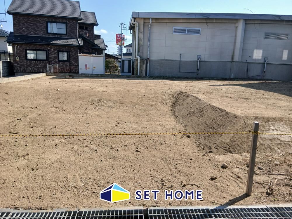 Spacious Land with Parking for 3-4 Cars in Koriyama - Photo 1