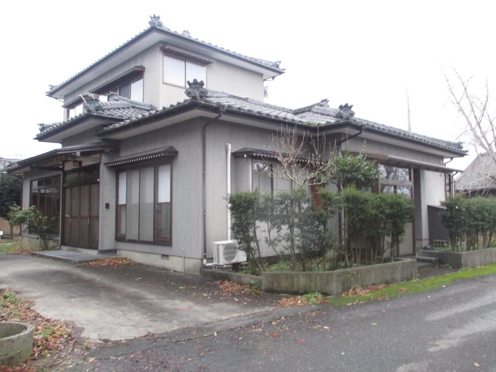Spacious 7DK House with Ample Parking - Photo 1