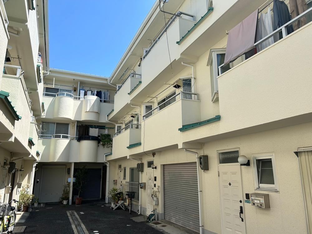 3LDK+S house in Nishinomiya, Hyogo - Photo 1