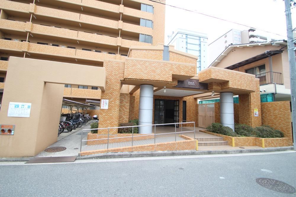 3LDK apartment in Minami Ward, Hiroshima - Photo 1