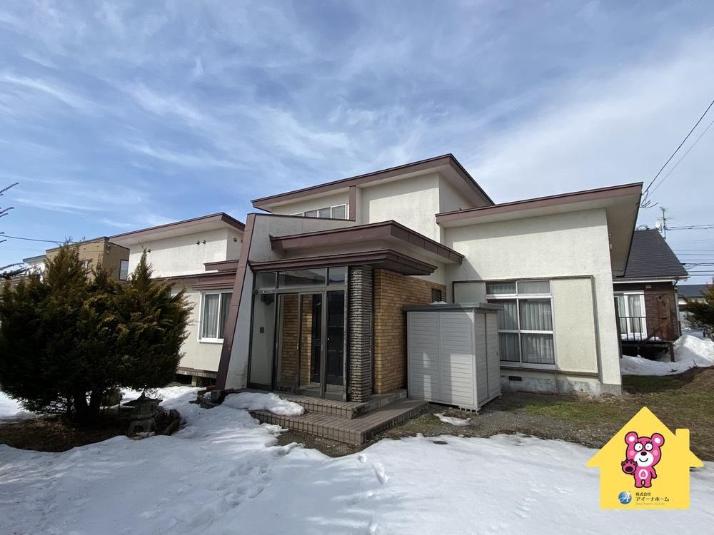 Spacious 3LDK House on 168 Tsubo Lot in Hakodate - Photo 1