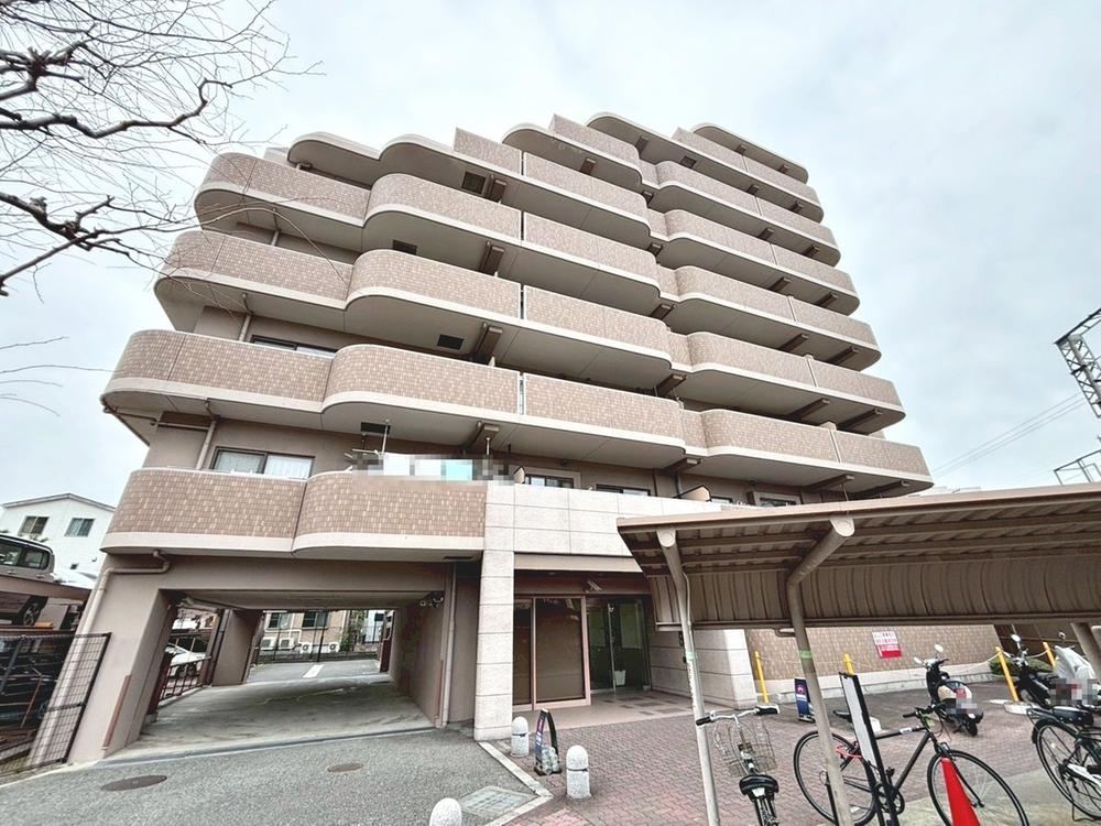 3LDK apartment in Kita Ward, Sakai, Osaka - Photo 1