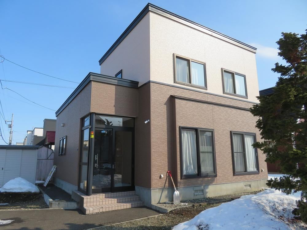 Spacious 4LDK Home Built by Misawa Homes in Ainori 3-jo, Sapporo - Photo 1