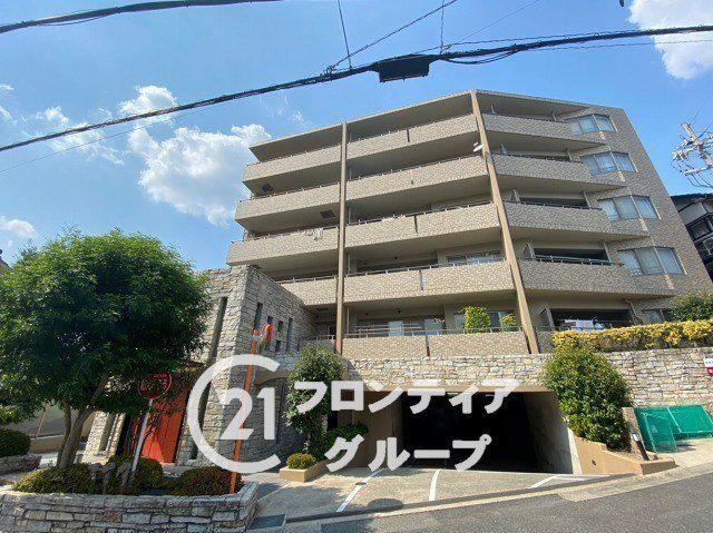 3LDK apartment in Nara, Nara - Photo 1
