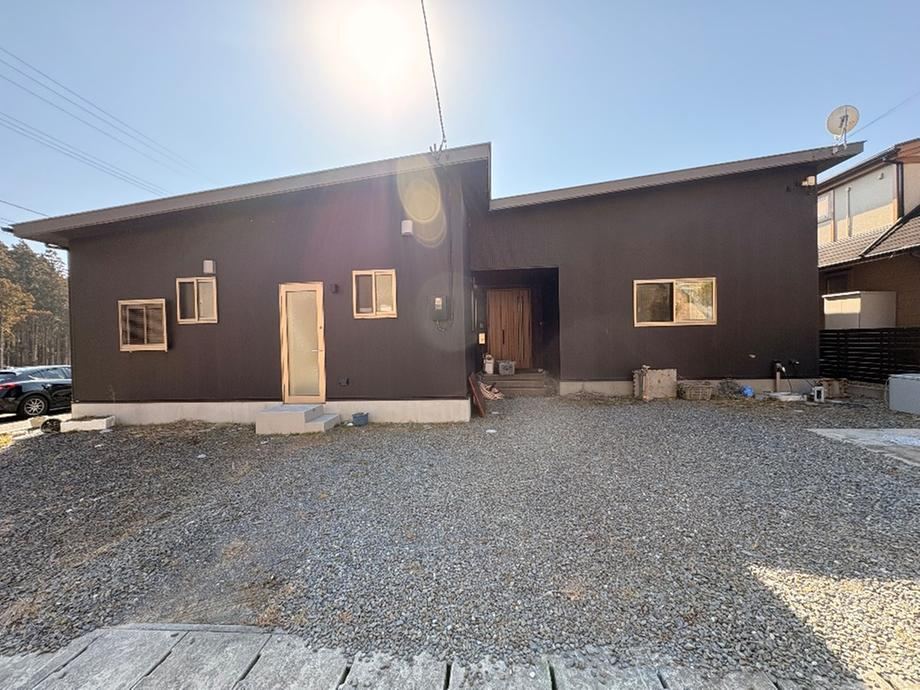 Spacious 3LDK House in Fukkiura - Photo 1