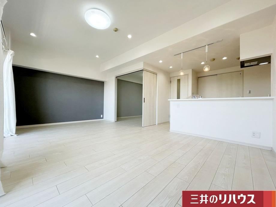 Spacious 2LDK+S Apartment in Minamisawa - Photo 1