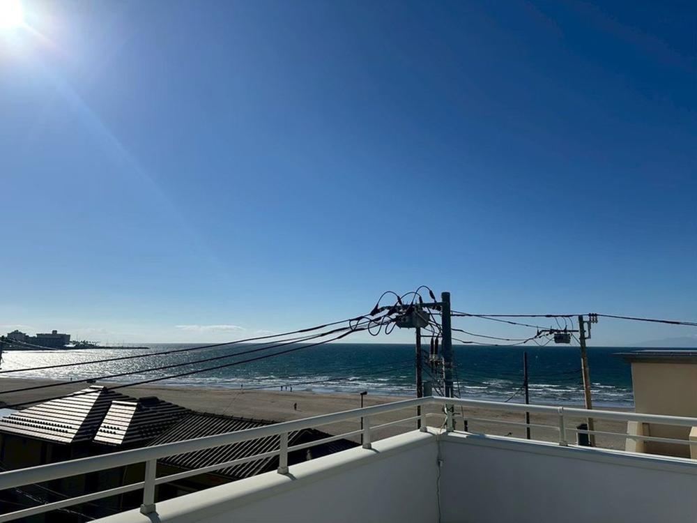 3LDK House with Rooftop Balcony in Kamakura - Photo 1