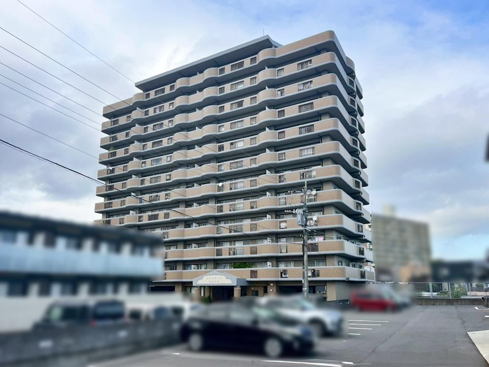 3LDK apartment in Oita, Oita - Photo 1