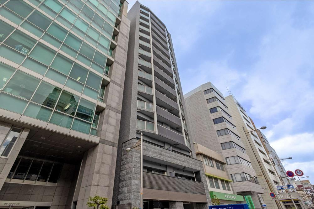 3LDK apartment in Chuo Ward, Osaka - Photo 1