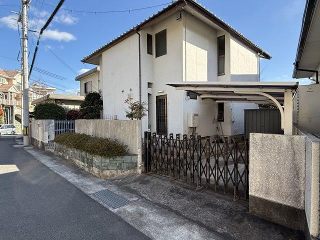 4LDK house in Tokushima, Tokushima - Photo 1