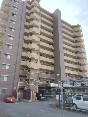 3LDK apartment in Fuji, Shizuoka - Photo 1