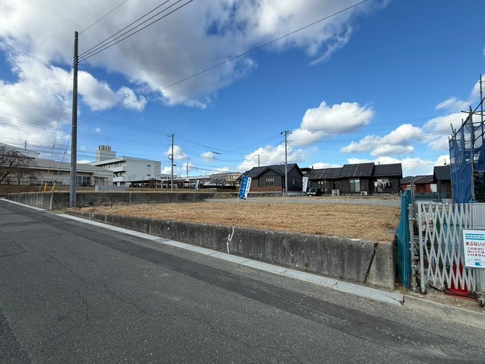 Quiet Residential Land in Hitachi with Good Sunlight - Photo 1