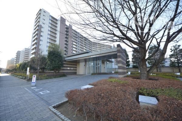 Spacious 4LDK Apartment with Floor Heating in Higashiyamato - Photo 1