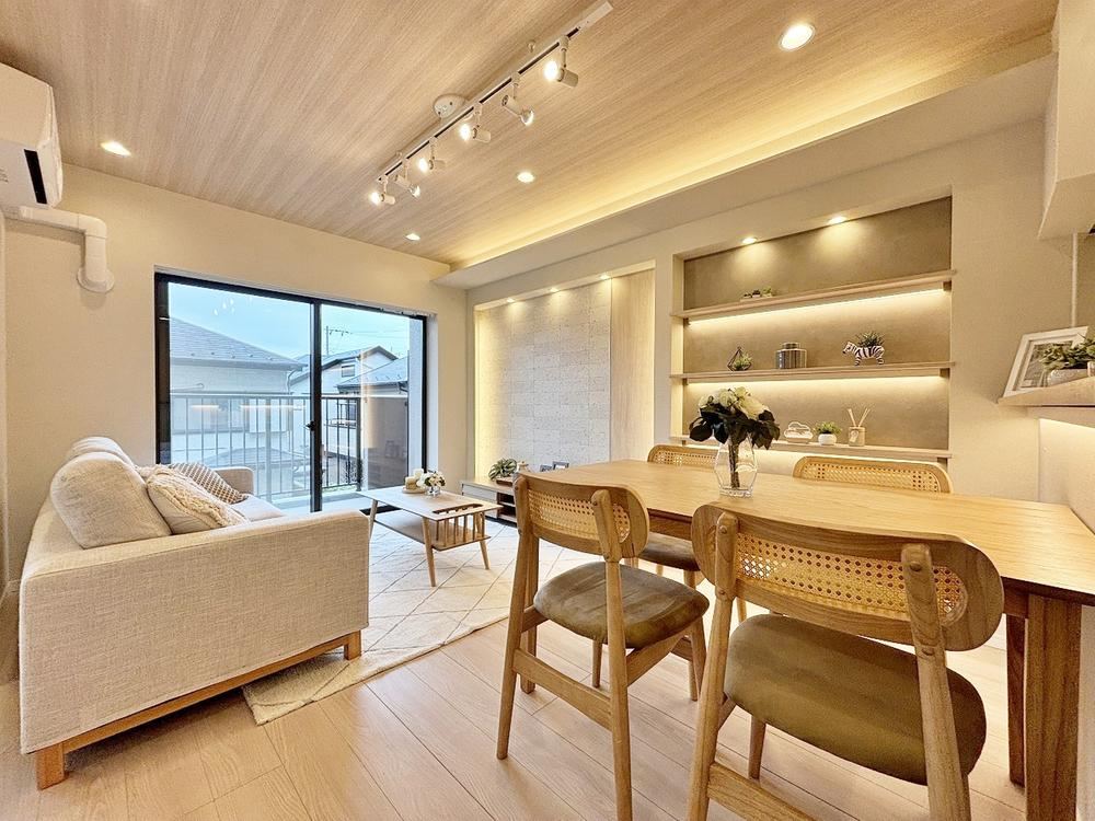 Stylish 3LDK Apartment with New Renovation in Nerima - Photo 1
