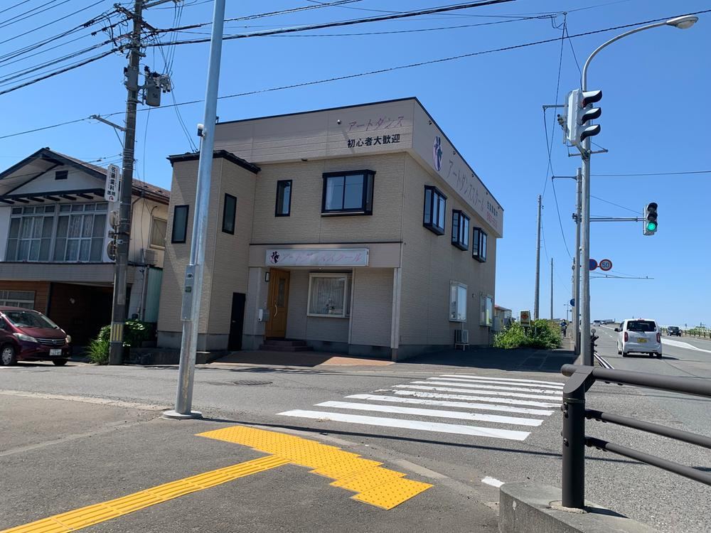 Versatile Former Dance School for Various Uses in Akita City - Photo 1