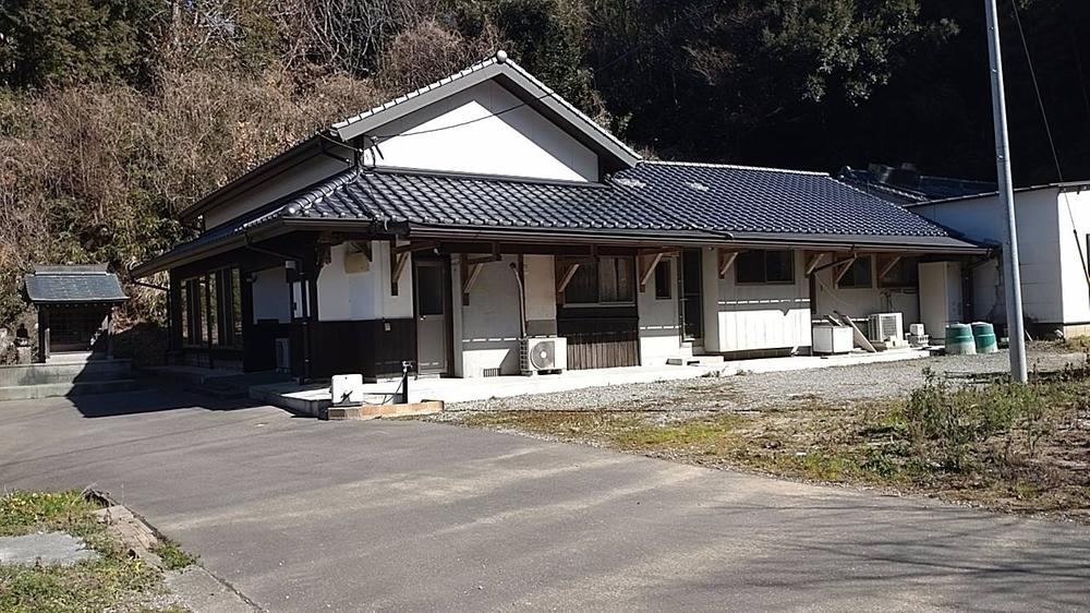 8DK house in Itoshima, Fukuoka - Photo 1