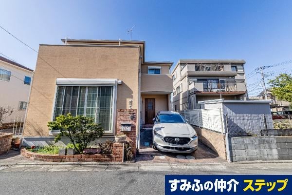 Spacious 4LDK Home in a Peaceful Neighborhood - Photo 1