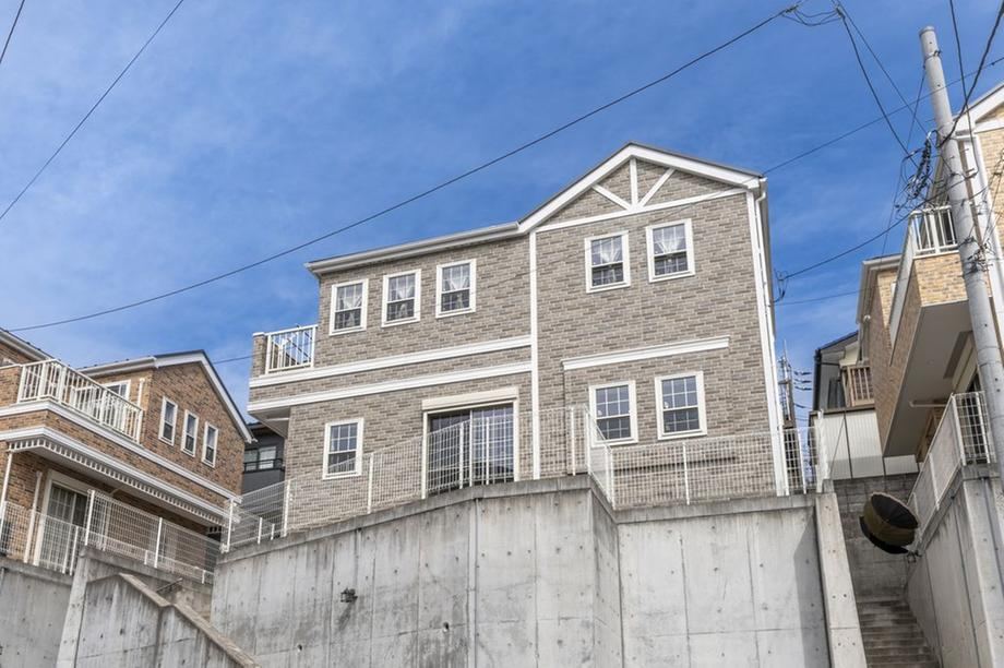 Bright 4LDK House in Shin-Ishikawa 4, Yokohama - Photo 1