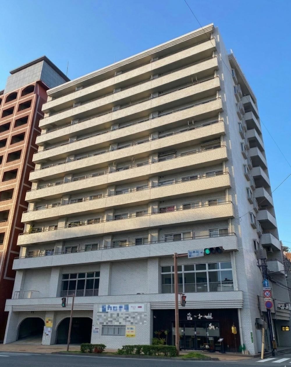 3DK apartment in Kokurakita Ward, Kitakyushu, Fukuoka - Photo 1