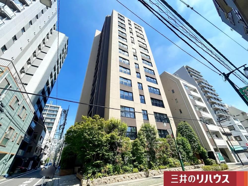 Stylish 3LDK Apartment in Taito - Photo 1