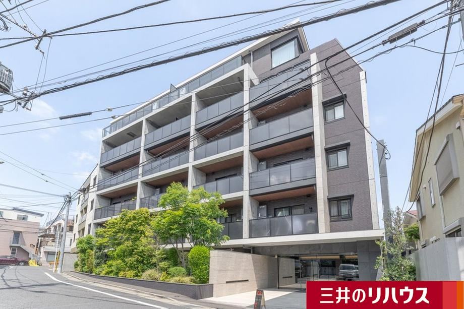 2LDK apartment in Setagaya Ward, Tokyo - Photo 1