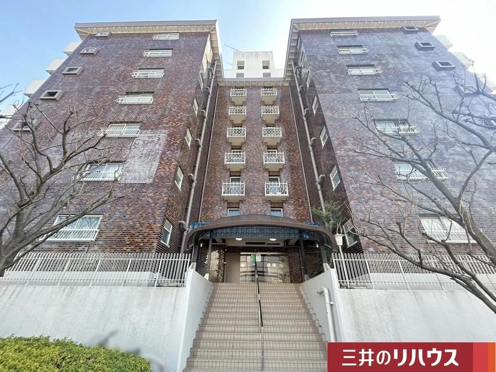 1LDK Apartment in Kamii-keidai - Photo 1