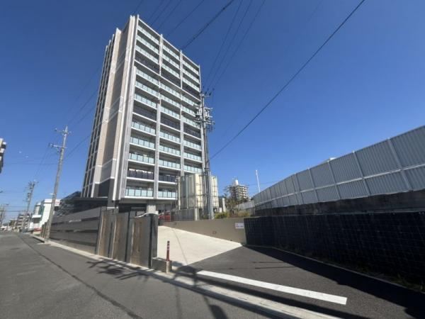 4LDK apartment in Okazaki, Aichi - Photo 1