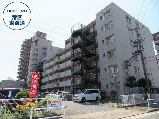 3LDK apartment in Minato Ward, Nagoya, Aichi - Photo 1