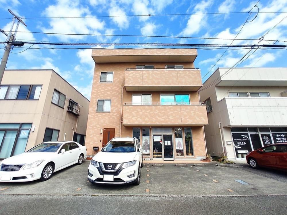 4LDK house in Numazu, Shizuoka - Photo 1