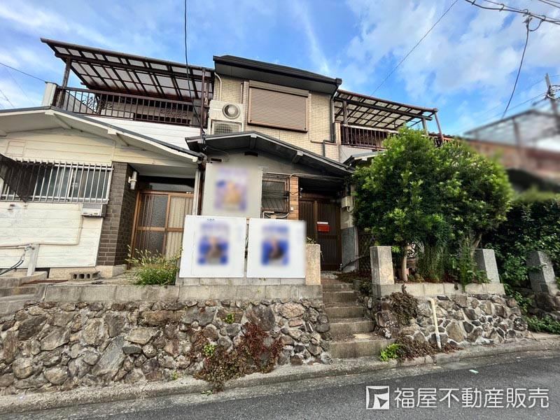 5DK house in Yao, Osaka - Photo 1
