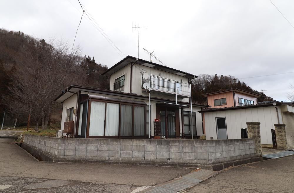 Charming 4K House in Scenic Sakunami - Photo 1