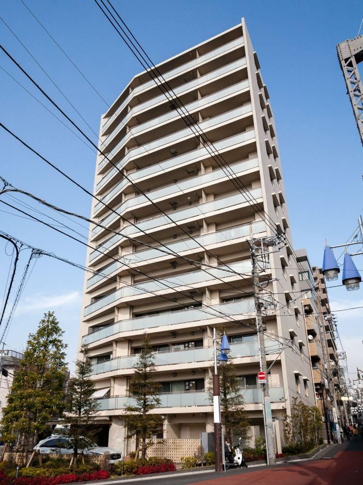 Modern 2LDK Apartment in Kamimeguro - Photo 1