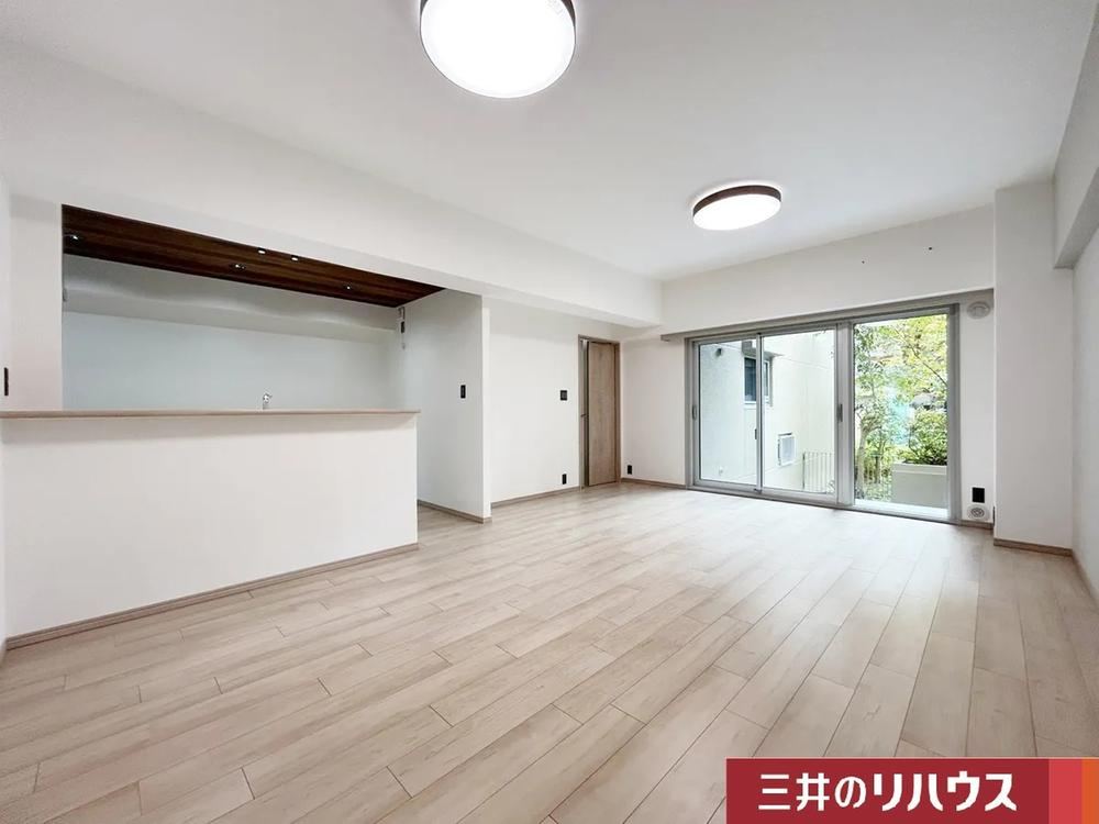 Renovated 4LDK Apartment in Wako City - Photo 1