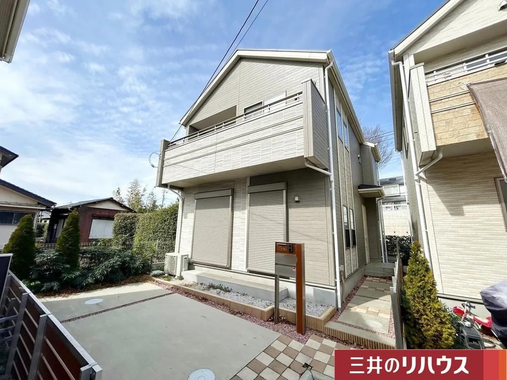 Modern 4LDK House in Niiza City - Photo 1