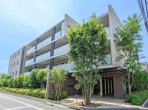 Modern 3LDK Apartment in Machida - Photo 1