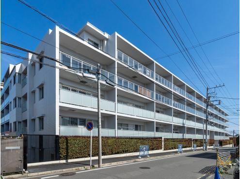 Renovated 3LDK Apartment in Higashikubo-cho - Photo 1