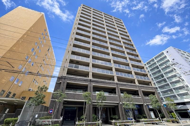 Seismic-Proof 3LDK Apartment with Great Views - Photo 1