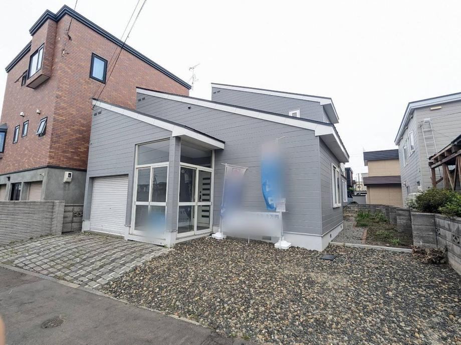Stylish 4SLDK House with Garage in Kita - Photo 1