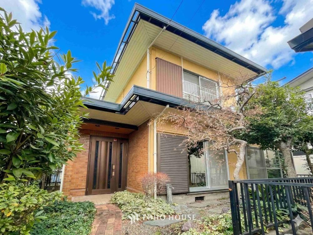Stylish 4LDK in Quiet Sagamihara Neighborhood - Photo 1