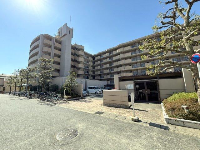 3DK+S apartment in Fushimi Ward, Kyoto - Photo 1