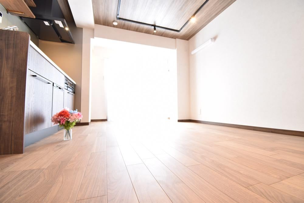 Well-Equipped 1LDK+S Apartment in Kamidai-ji - Photo 1