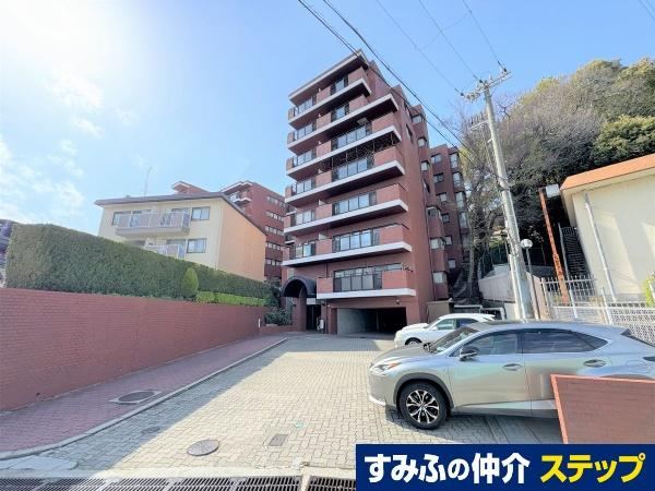 4LDK apartment in Higashinada Ward, Kobe, Hyogo - Photo 1