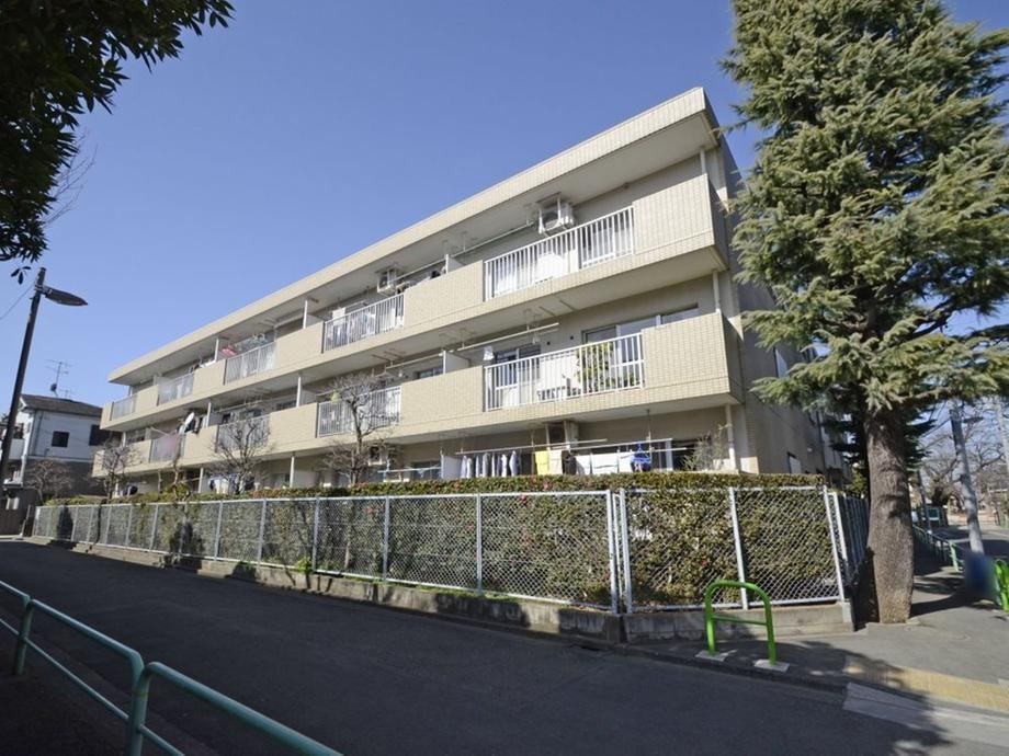 Renovated 4LDK Apartment in Hikawadai - Photo 1
