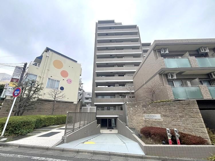 2LDK Apartment with Concierge Service Near Odakyu Tamacenter - Photo 1