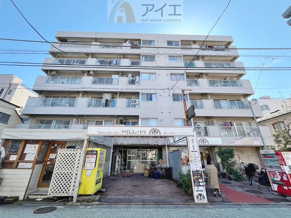 Newly Renovated 2LDK Apartment Near Ohanajaya Station - Photo 1