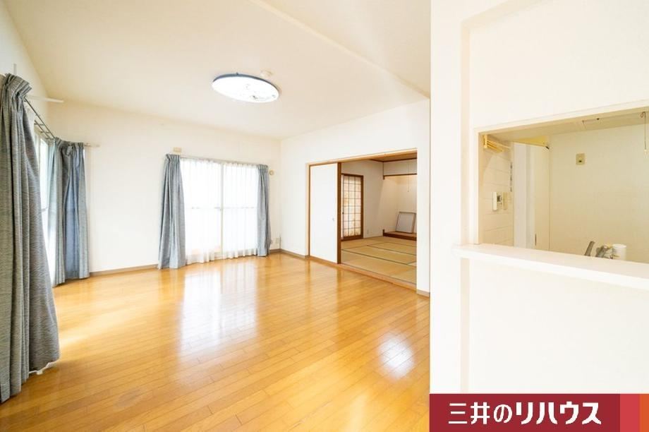5LDK apartment in Nara, Nara - Photo 1