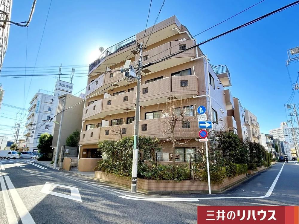 Renovated 1DK Apartment in Setagaya - Photo 1