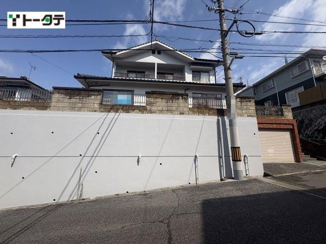 5DK house in Fuchu, Aki District, Hiroshima - Photo 1