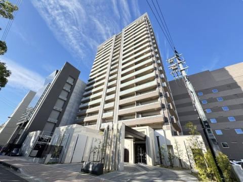 2LDK+S apartment in Takamatsu, Kagawa - Photo 1
