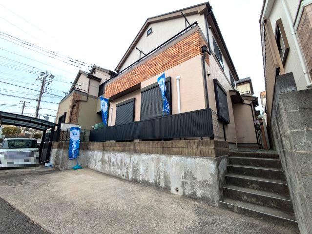 Conveniently Located 4LDK House with Access to 3 Stations - Photo 1